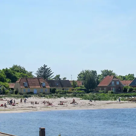 Seaside Retreat In Bandholm-by Traum