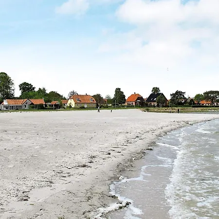 Seaside Retreat In Bandholm-by Traum